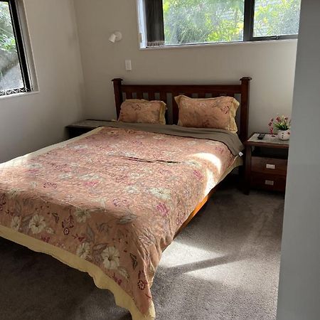 Guest Suite - Cosy Place In The Wattle Downs Окленд Екстер'єр фото