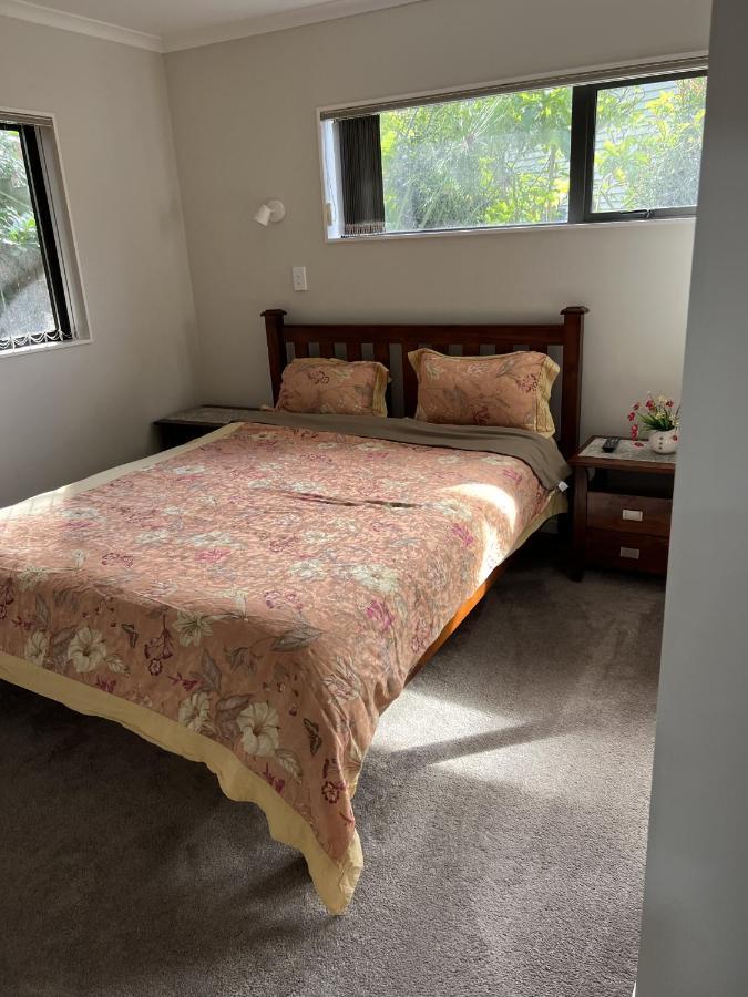 Guest Suite - Cosy Place In The Wattle Downs Окленд Екстер'єр фото